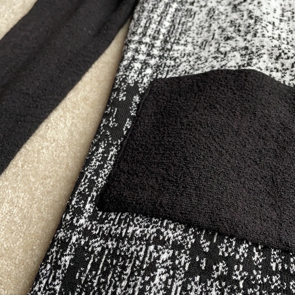 🆕DEBRA C Beverly Hills Stunning Wool Long Sweater Cardigan Jacket sz S - Picture 6 of 16